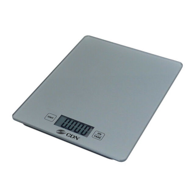 Balanza Digital De Vidrio Plateado 5kg CDN SD1102-S